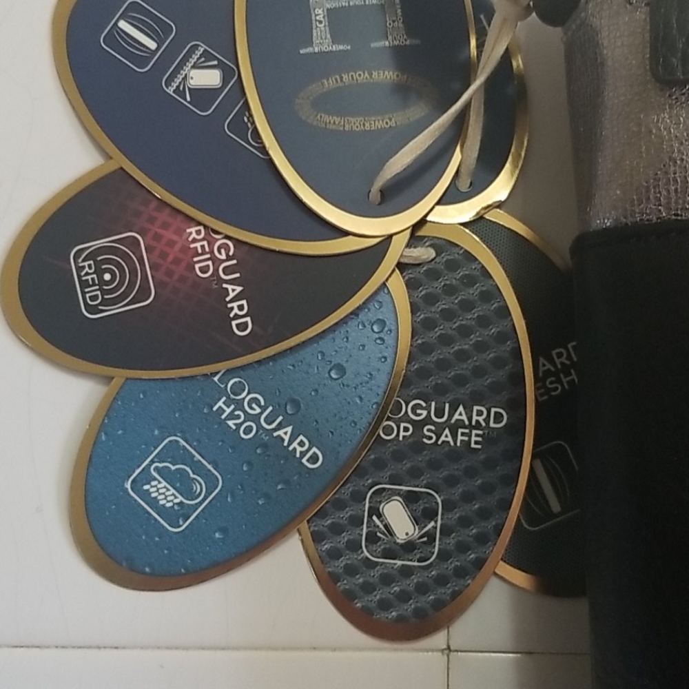 G.I.L.I. haloguard crossbody - Picture 4 of 6